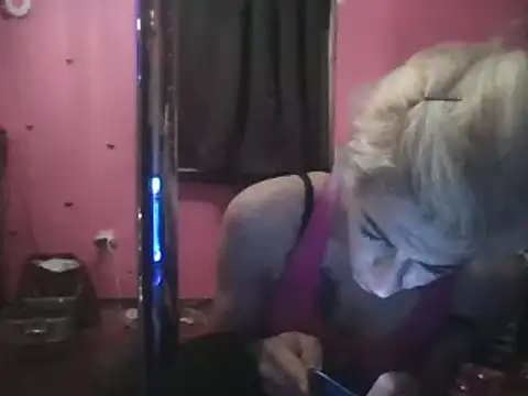 Snapshot of watermellonpussy chatting on March 10, 2025, 6:49 am watermellonpussy online show from March 10, 2025, 6:49 am
