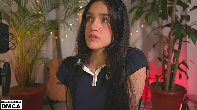 Kore Persephone online show from October 17, 2025, 3:32 am