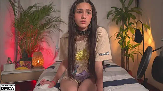 Kore Persephone online show from February 25, 2025, 4:03 am