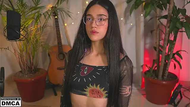 Kore Persephone online show from September 21, 2025, 2:17 am