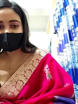 Snapshot of SimaRoy- chatting on March 21, 2025, 4:17 am SimaRoy- online show from March 21, 2025, 4:17 am