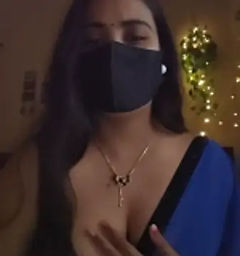 Snapshot of SimaRoy- chatting on November 25, 2025, 1:06 am SimaRoy- online show from November 25, 2025, 1:06 am