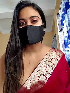 Snapshot of SimaRoy- chatting on March 11, 2025, 7:35 am SimaRoy- online show from March 11, 2025, 7:35 am