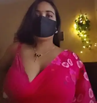 Snapshot of SimaRoy- chatting on November 18, 2025, 1:10 am SimaRoy- online show from November 18, 2025, 1:10 am