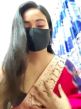 Snapshot of SimaRoy- chatting on March 21, 2025, 1:13 am SimaRoy- online show from March 21, 2025, 1:13 am