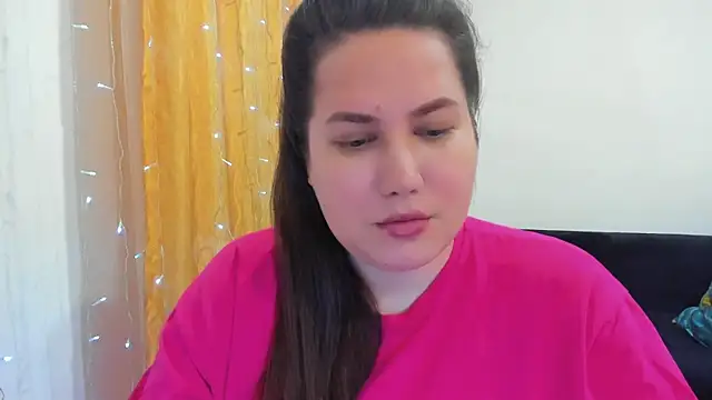  madalexa  online show from February 16, 2026, 8:07 pm