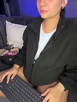 GabriellaFerrer online show from December 3, 2025, 10:47 am