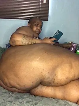 Snapshot of sotho_ssbbw chatting on June 4, 2026, 11:15 am sotho ssbbw online show from June 4, 2026, 11:15 am