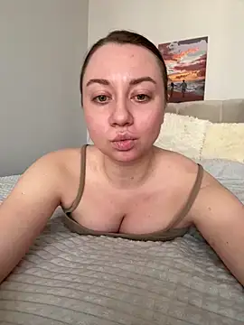 Snapshot of DanielaWisse chatting on February 15, 2026, 11:42 am DanielaWisse online show from February 15, 2026, 11:42 am