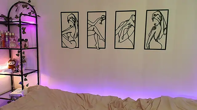 Snapshot of Megan_Rodrigo chatting on October 15, 2025, 7:22 pm Megan Rodrigo online show from October 15, 2025, 7:22 pm