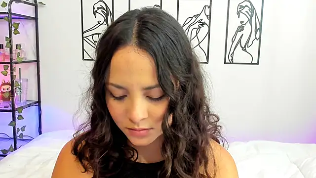 Snapshot of Megan_Rodrigo chatting on September 13, 2025, 8:42 pm Megan Rodrigo online show from September 13, 2025, 8:42 pm