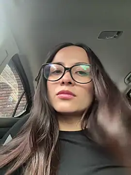 Snapshot of Megan_Rodrigo chatting on April 16, 2026, 10:01 pm Megan Rodrigo online show from April 16, 2026, 10:01 pm