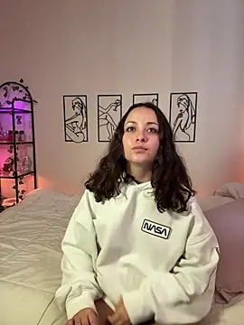 Snapshot of Megan_Rodrigo chatting on November 28, 2025, 5:46 pm Megan Rodrigo online show from November 28, 2025, 5:46 pm