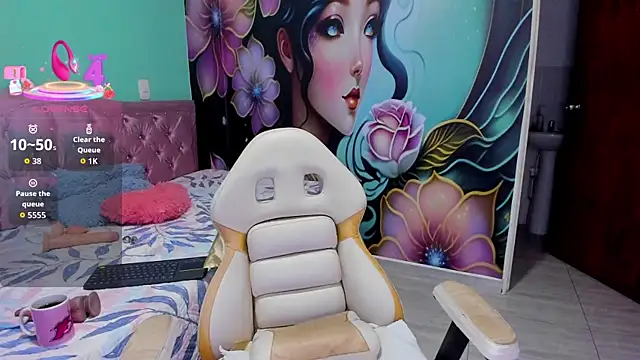 mia bigtits17 online show from October 4, 2025, 3:13 pm