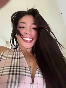 Roxanne 08 online show from May 29, 2026, 7:42 pm