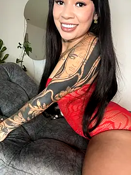 Snapshot of Roxanne_08 chatting on September 18, 2025, 7:17 pm Roxanne 08 online show from September 18, 2025, 7:17 pm