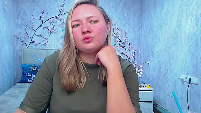 SallyVerda online show from May 18, 2026, 5:51 pm