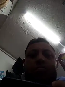 Snapshot of BatiBattman69 chatting on March 7, 2025, 3:19 am BatiBattman69 online show from March 7, 2025, 3:19 am