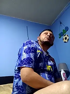 Snapshot of BatiBattman69 chatting on March 21, 2025, 6:05 am BatiBattman69 online show from March 21, 2025, 6:05 am