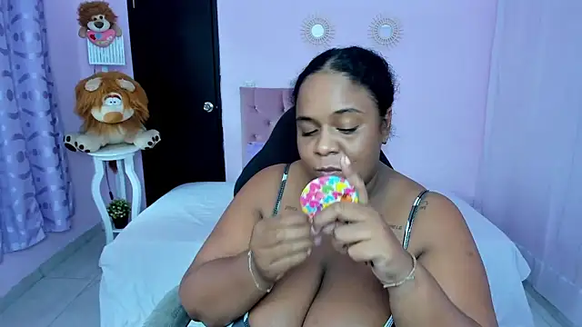 bbw charlote online show from March 5, 2026, 2:13 pm