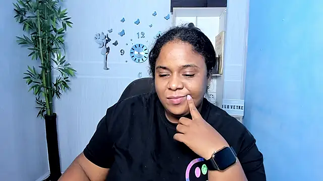 Snapshot of bbw_charlote chatting on March 13, 2025, 12:13 pm bbw charlote online show from March 13, 2025, 12:13 pm
