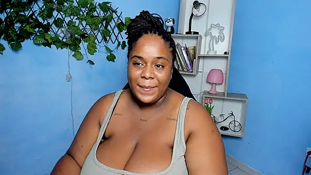 bbw charlote online show from November 27, 2025, 3:12 pm