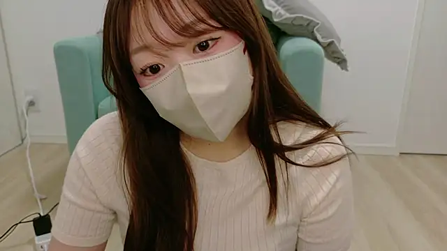 Snapshot of OCHAN___X chatting on October 1, 2025, 2:43 pm OCHAN X online show from October 1, 2025, 2:43 pm