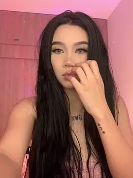 Snapshot of Ambar_R0SSE chatting on March 7, 2025, 2:46 am Ambar R0SSE online show from March 7, 2025, 2:46 am