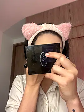 Snapshot of Ambar_R0SSE chatting on September 25, 2025, 3:12 am Ambar R0SSE online show from September 25, 2025, 3:12 am