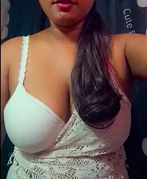 SLteena online show from February 21, 2026, 3:14 pm