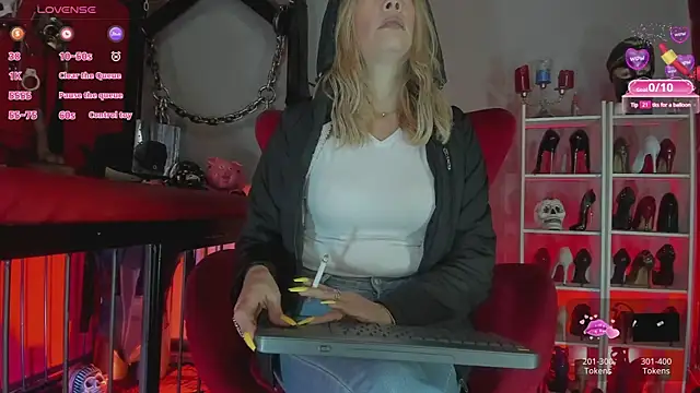 MistressAndre online show from October 18, 2025, 8:11 pm