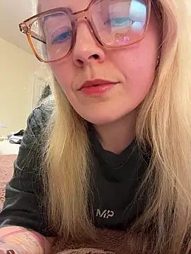 xxcurvyjessiexx online show from February 24, 2026, 8:31 pm