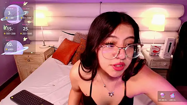 Snapshot of milan_sweet chatting on February 4, 2026, 8:37 pm milan sweet online show from February 4, 2026, 8:37 pm