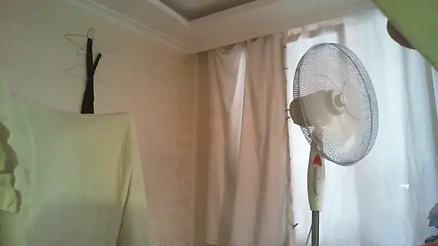 Snapshot of thekeys chatting on September 21, 2025, 6:51 am thekeys online show from September 21, 2025, 6:51 am
