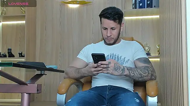 George Diesell online show from October 28, 2025, 9:47 pm