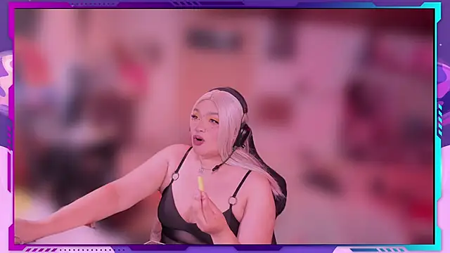MegariaB online show from May 23, 2026, 4:44 am