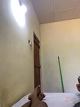 Snapshot of Annstella chatting on October 29, 2025, 6:23 am Annstella online show from October 29, 2025, 6:23 am