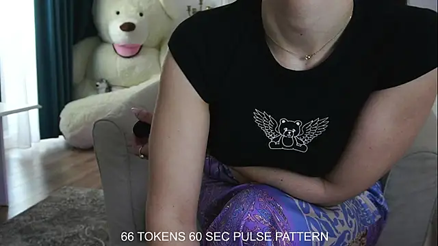 Snapshot of ivyleague_ chatting on March 10, 2025, 8:06 am ivyleague online show from March 10, 2025, 8:06 am