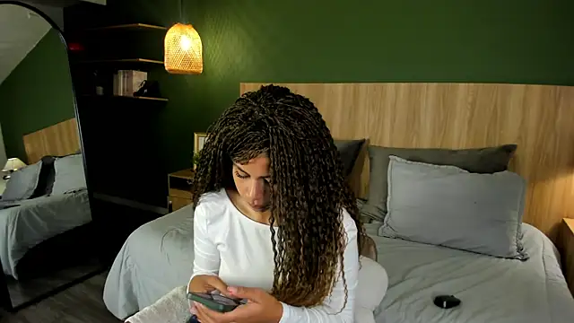 Snapshot of nayah__ chatting on April 30, 2026, 1:07 pm nayah online show from April 30, 2026, 1:07 pm