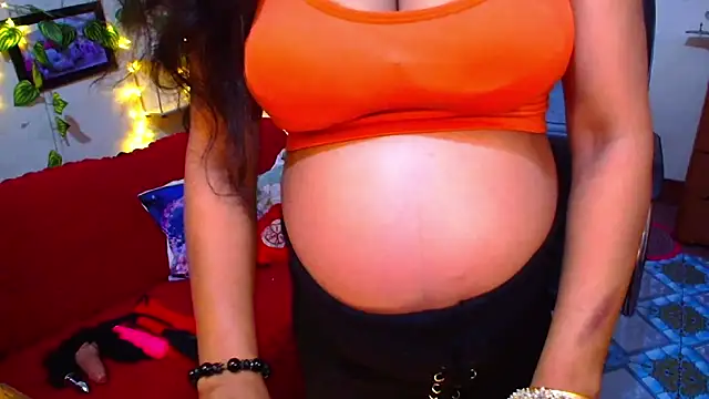 Snapshot of SnoowForYou chatting on January 9, 2026, 2:18 am SnoowForYou online show from January 9, 2026, 2:18 am