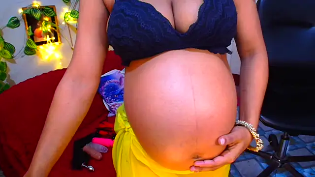 Snapshot of SnoowForYou chatting on February 7, 2026, 1:57 am SnoowForYou online show from February 7, 2026, 1:57 am