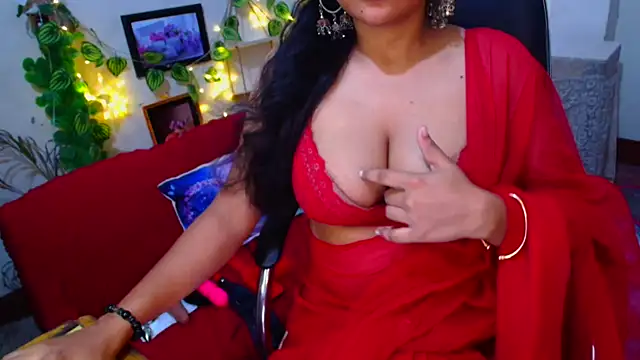 SnoowForYou online show from November 10, 2025, 2:49 am