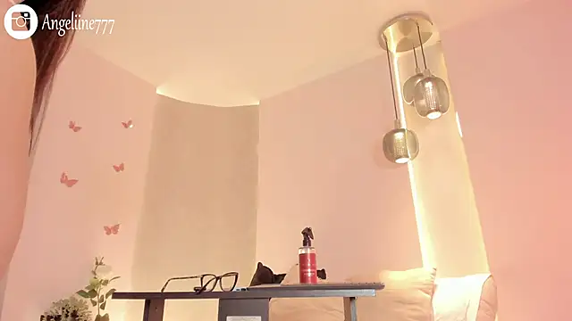 Snapshot of angeline-777 chatting on October 16, 2025, 12:57 pm angeline-777 online show from October 16, 2025, 12:57 pm