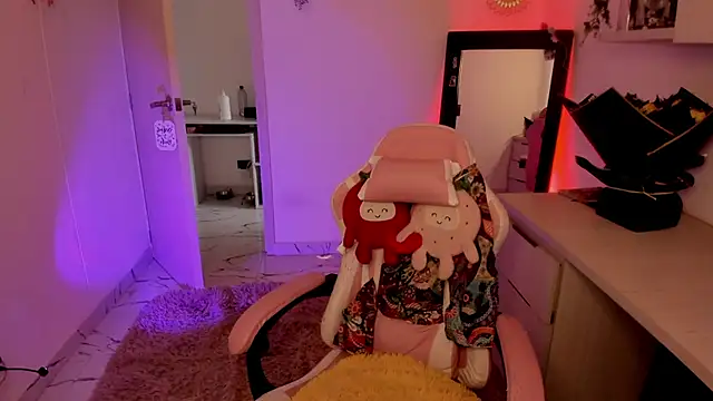 tokyouwu   online show from February 25, 2025, 7:16 pm