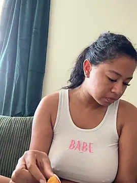 Snapshot of VanessaBling chatting on March 27, 2026, 3:02 pm VanessaBling online show from March 27, 2026, 3:02 pm