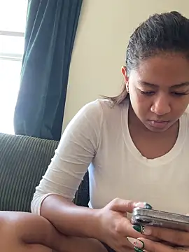 Snapshot of VanessaBling chatting on November 29, 2025, 9:04 pm VanessaBling online show from November 29, 2025, 9:04 pm