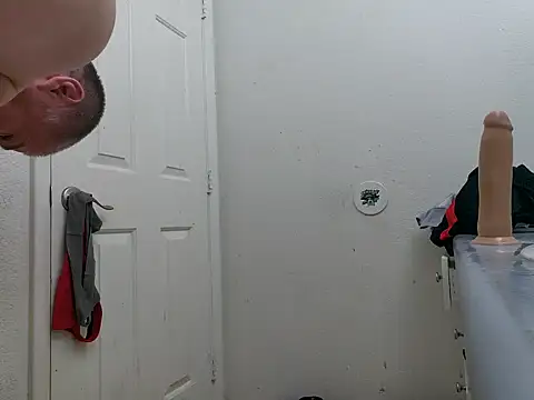 Snapshot of Fuckmyassg00d chatting on October 19, 2025, 8:39 am Fuckmyassg00d online show from October 19, 2025, 8:39 am