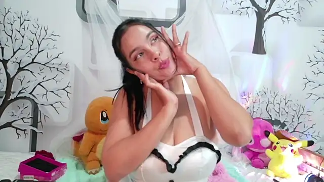 Snapshot of BrendaBrooks chatting on July 9, 2026, 2:49 pm BrendaBrooks online show from July 9, 2026, 2:49 pm
