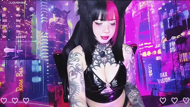 Kat riina online show from May 9, 2026, 2:42 pm
