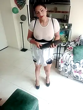 gisellcarter online show from April 7, 2026, 2:08 pm